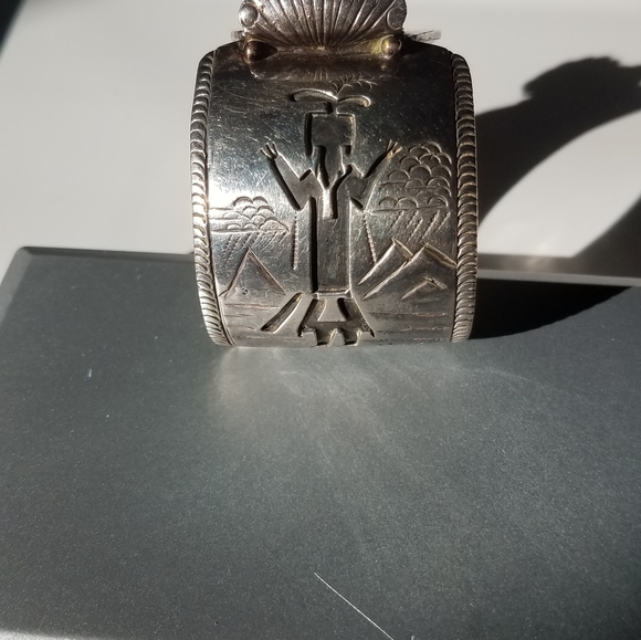 Sold Wide vintage Navajo watchband cuff - Picture 1 of 6